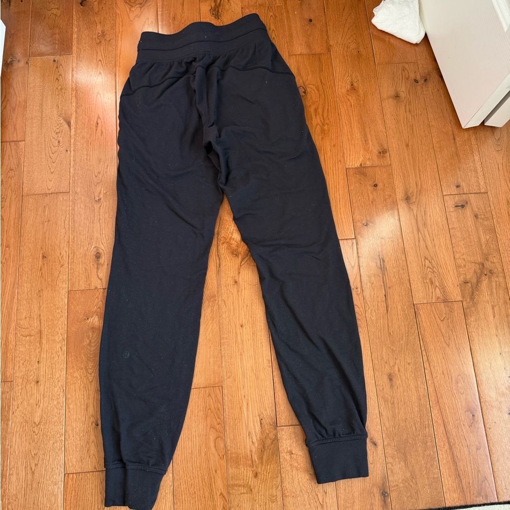 Lululemon joggers. Size 0. Black Jogger Sweatpants
